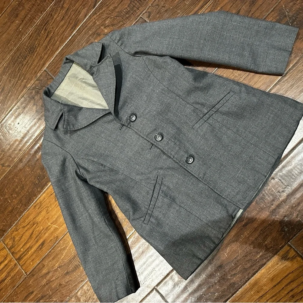 Kids‎ Gray Button-Up Blazer Size 8